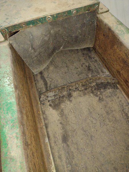 96&quot; CP MFG MODEL #GC-100 PORTABLE INCLINED CONVEYOR &amp; GLASS CRUSHER: YOBRO #24416