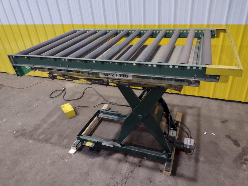 4,000 LBS X 60" X 30" SOUTHWORTH HYDRAULIC SCISSOR LIFT TABLE WITH 60X42 ROLLER CONVEYOR TOP, 110 VOLT: STOCK #20914
