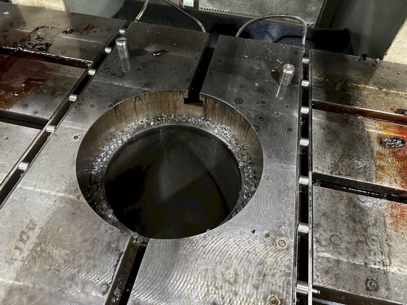 220 TON AIDA GAP FRAME METAL STAMPING PRESS