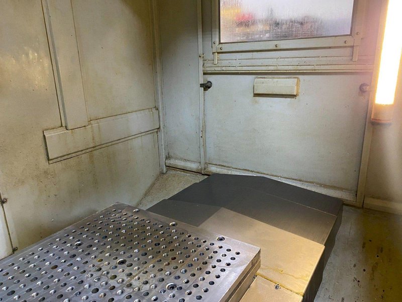 Hardinge GX1000 OSP VMC, 2011 – CTS Ready, Turbo Chip Conveyor, Probe &amp; Okuma Control.