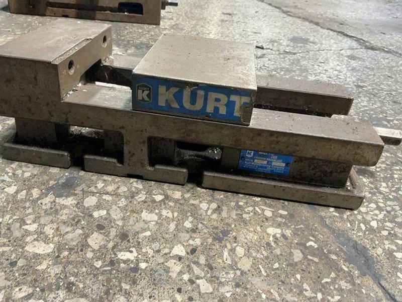 Kurt  6”  Vise - 3600v