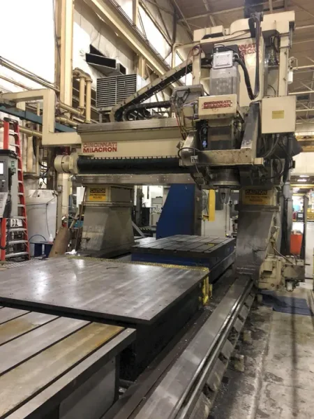 CINCINNATI 30V | Machining Centers, Vertical, (5-Axis or More)