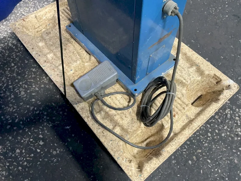 MILLER 20 KVA PORTABLE SPOT WELDER  -  MPS 20 AFT