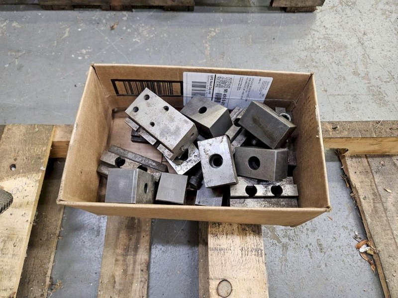 24" KNIGHT ROTARY TABLE. STOCK # 1216125