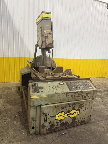 18" X 20" HYD-MECH MODEL V18 SERIES II VERTICAL BAND SAW: STOCK #24965
