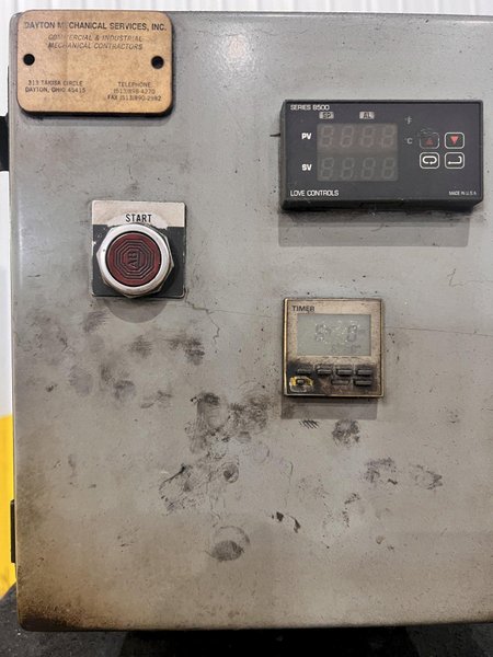 1998 DAYTON DUAL ZONE GAS POWERED PRE-HEAT DIE OVEN, WITH DIGITAL TEMP CONTROLLER: STOCK #20215