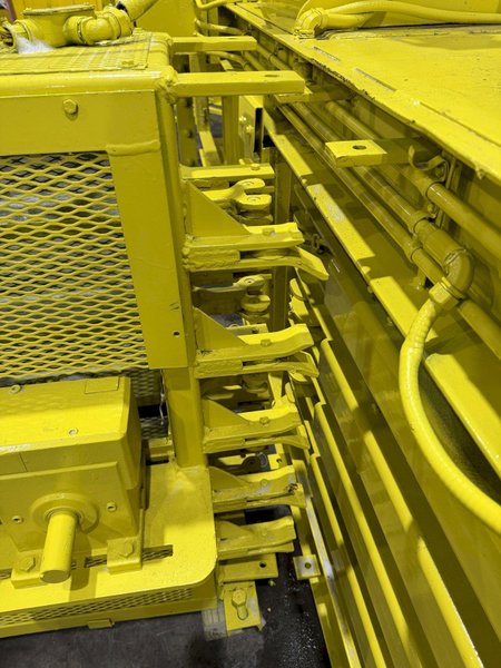 30" X 36" SELCO MODEL #HSO-107-A AUTO-TIE HORIZONTAL HYDRAULIC BALER: YOBRO #24559