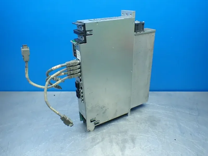 Okuma Servo Drive Unit - Miv0104a-1-b5