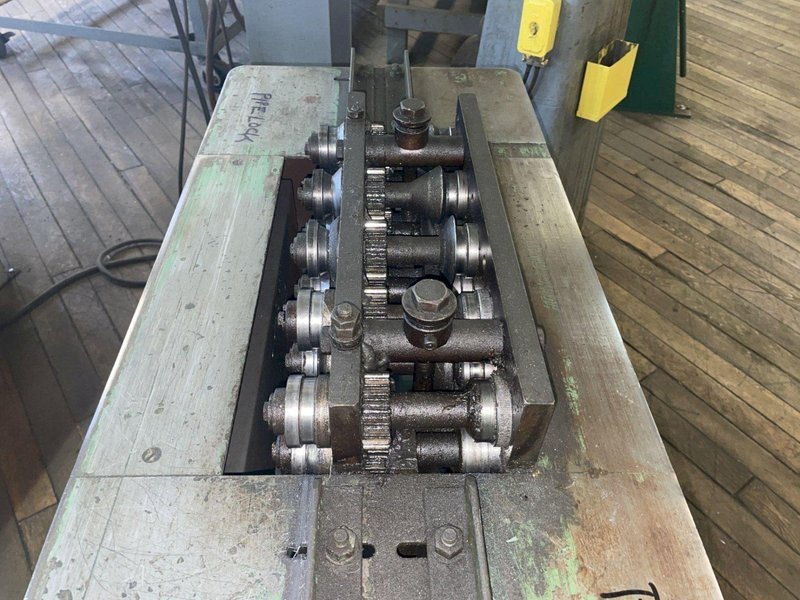 LOCKFORMER 20 GAUGE PITTSBURGH ROLLFORMER: YOBRO #24391