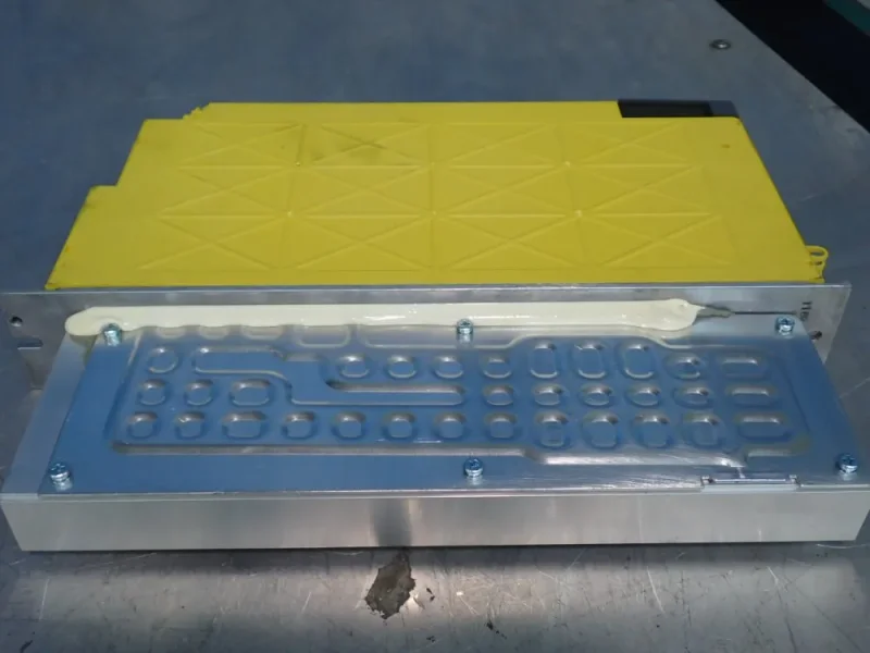 FANUC 240 OUTPUT VOLTS AISV 40 SERVO AMPLIFIER  -  A06B-6117-H104