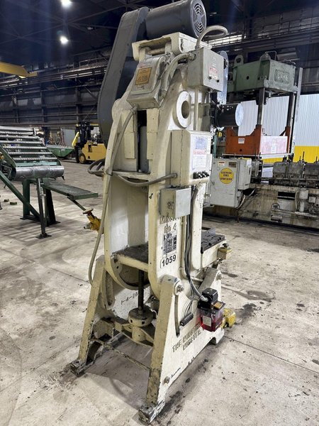 32 TON MINSTER MODEL #4 OBI PRESS, 4" STROKE: STOCK #20172