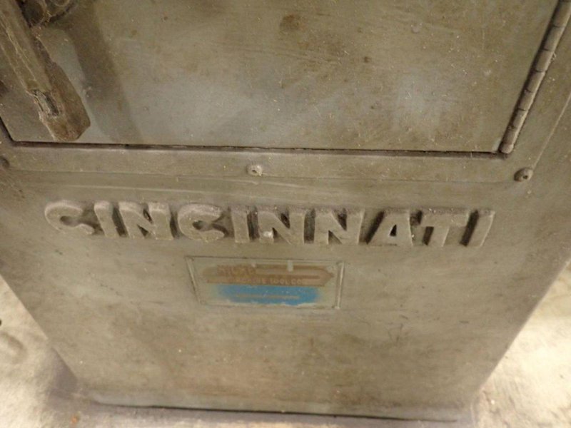 CINCINNATI MODEL  CIMTROL #2 TOOL AND CUTTER GRINDER: YOBRO #24260