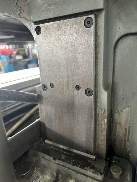 CINCINNATI NO. 4 VERTICAL MILL. STOCK # 0261724.