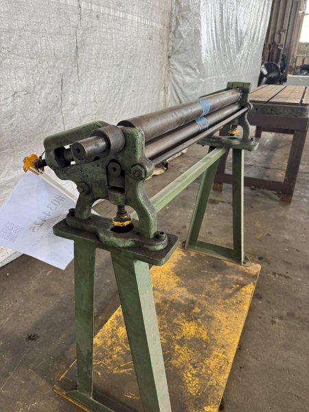 36" X 26 GAUGE MANUAL SLIP ROLL .STOCK # 0344825