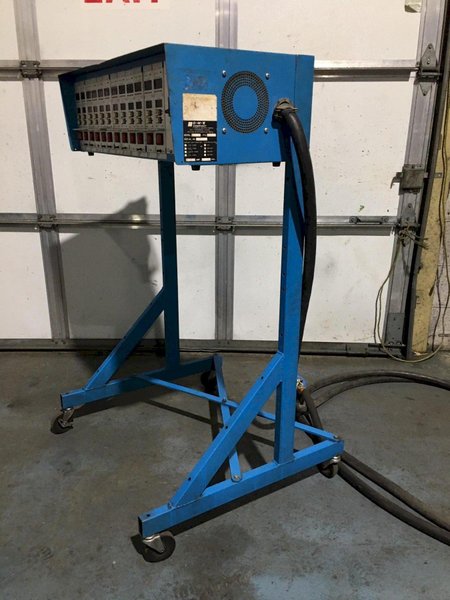 D.M.E SSM15G TEMPERTATURE CONTROLLER 12 UNIT BANK