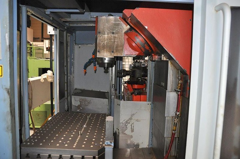 Schaublin - 43 CNC UGV X:720 - Y:520 - Z:420 mm