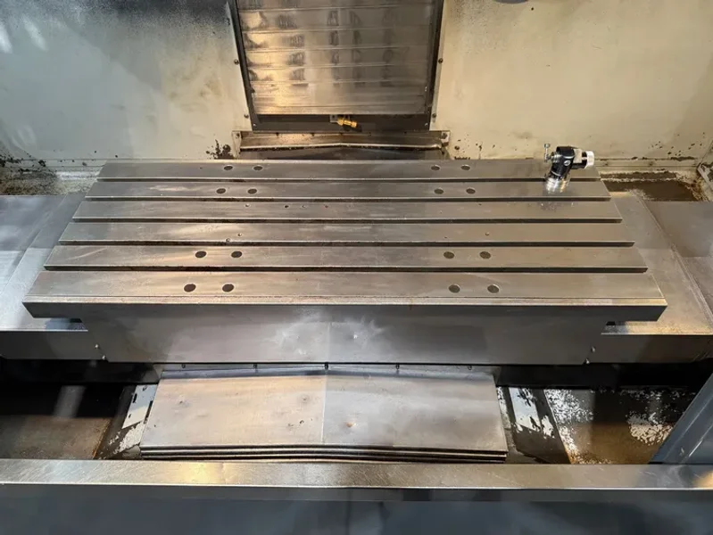 HAAS VF-4 CNC Vertical Machining Center 2013’ Wired 4th &amp; 5th USA # 7697