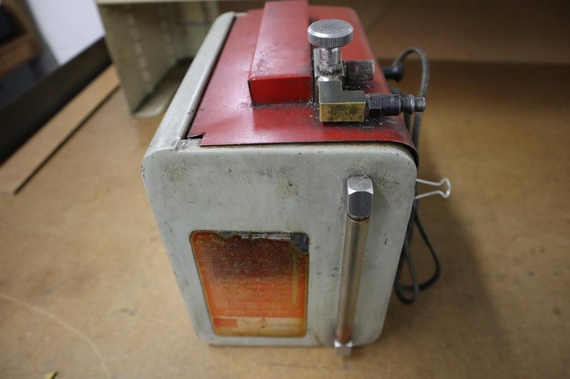 Mistic Mist Air Operated Coolant Mister, With Air Valve and Flexible Hoze with Nozzle- Auction Item