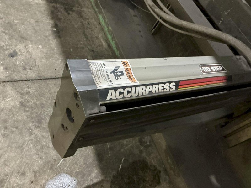 130 TON X 20' ACCURPRESS MODEL #713020 HYDRAULIC PRESS BRAKE: YOBRO #25003