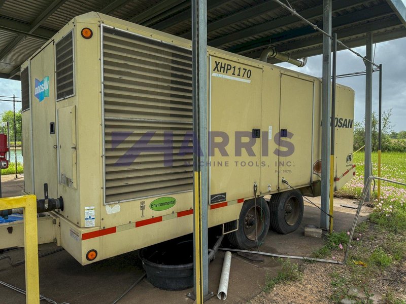 Doosan 575 HP Trailer Mount Air Compressor with Air Dryer and Cooler