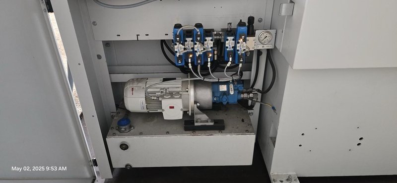 41.7″ x 41.7″ H Behringer HBE1060A Horizontal Automatic Band Saw, 2022 – Conveyor