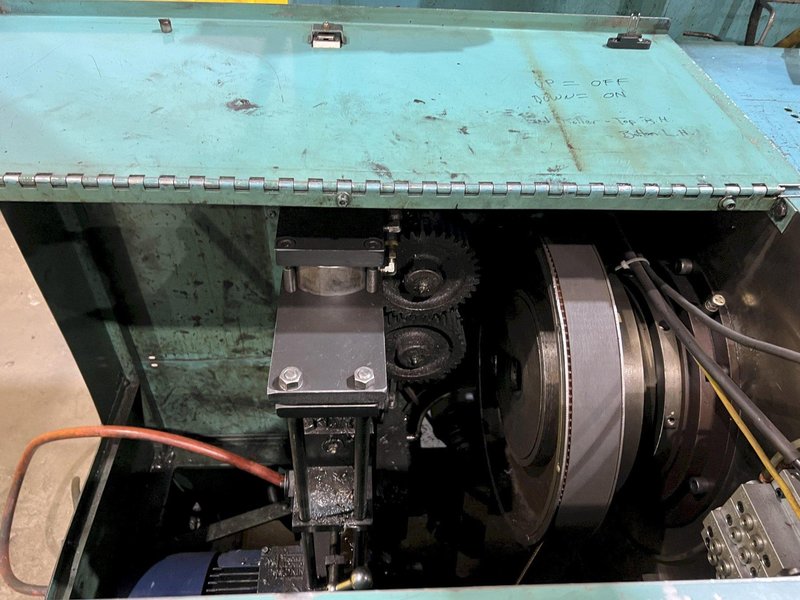 7&quot; MODERN MODEL #6S &quot;SERVO-SLIDE&quot; AUTOMATIC TUBE CUTOFF MACHINE: STOCK #18102