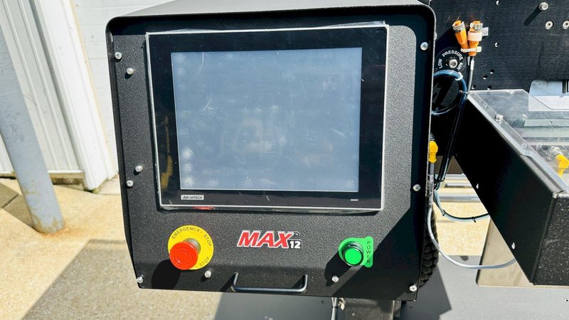 Sharp Packaging Systems Inc.  |   MAX 12 Bagger System