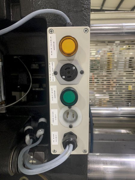 Nissei Used NEX2000-12E Injection Molding Machine, 121 ton, Yr. 2005, 2.6 oz.