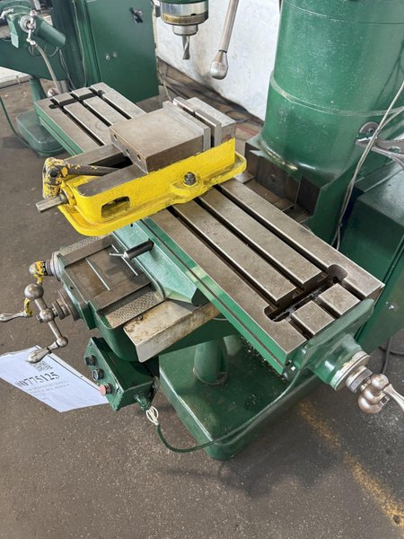 2 HP BRIDGEPORT SERIES 1 VERTICAL MILL. STOCK # 0775125