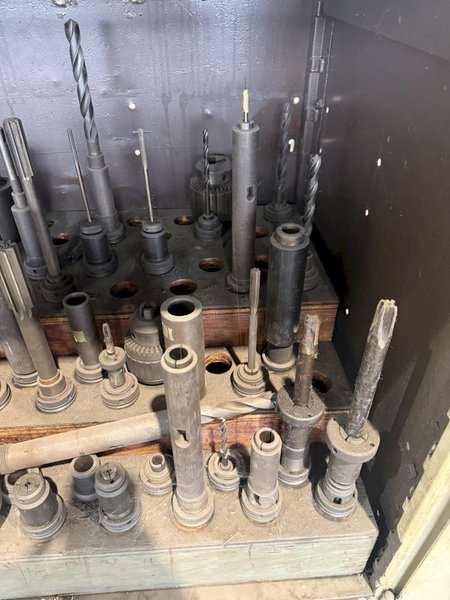 CAT 50 TOOLING W/ CABINET INCLUDED. STOCK # 0325326