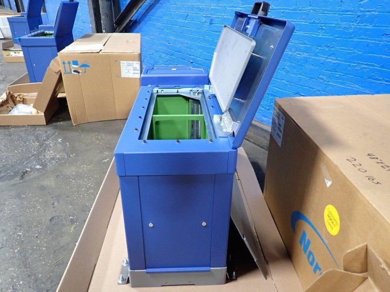 NORDSON 19" X 8" X 12" ADHESIVE MELTER  -  PROBLUE 30 1049329