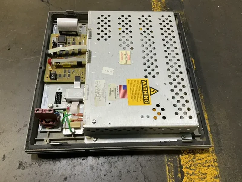 SIEMENS CINCINNATI 6.5”X8.5” SCREEN ACRAMATIC A2100 CNC CONTROL STATION AND DISPLAY PANEL  -  3-424-2202A01