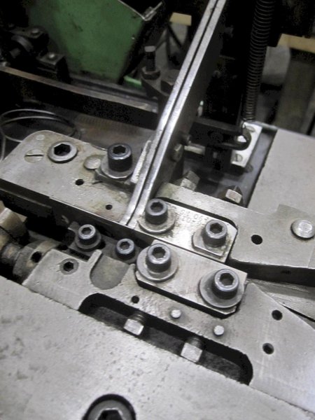 .000&quot; Hand Feed Thread Roller