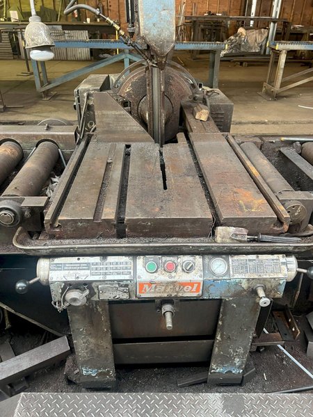 18&quot; X 20&quot; MARVEL MODEL 81 M VERTICAL BAND SAW: STOCK #18254
