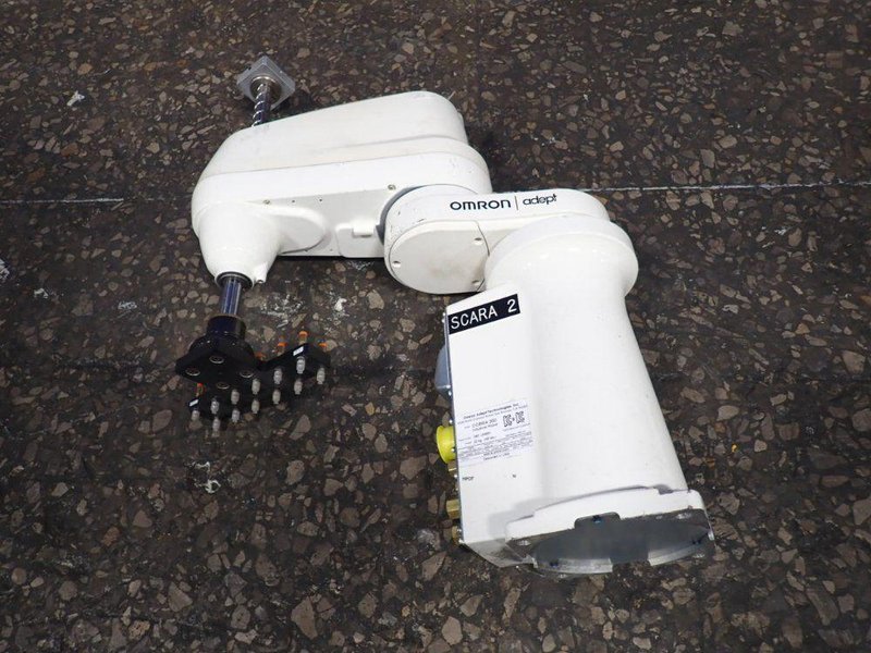 OMRON ADEPT INDUSTRIAL ROBOT   -  COBRA 350
