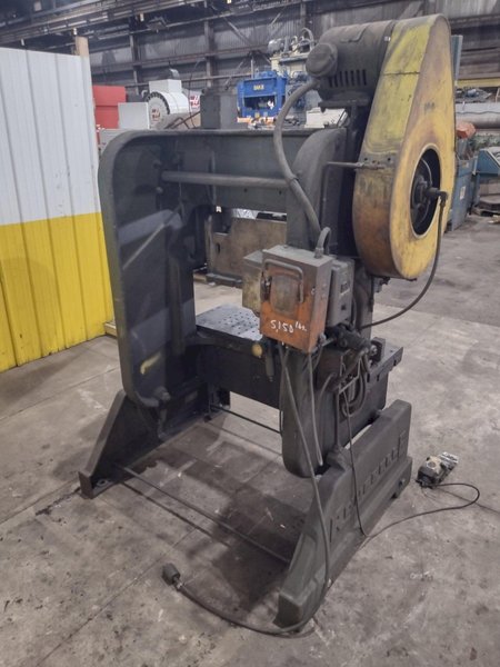 40 TON ROUSSELLE MODEL #4-B O.B.I. PRESS: YOBRO #25849