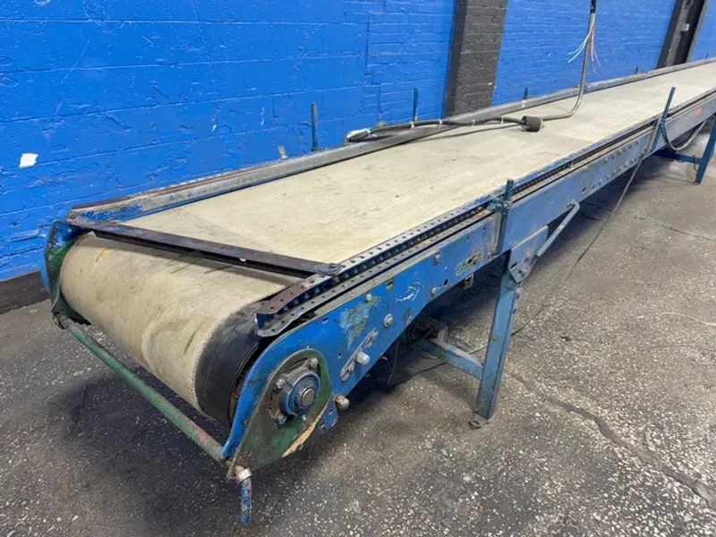 19” X 442” X 32” POWER BELT CONVEYOR