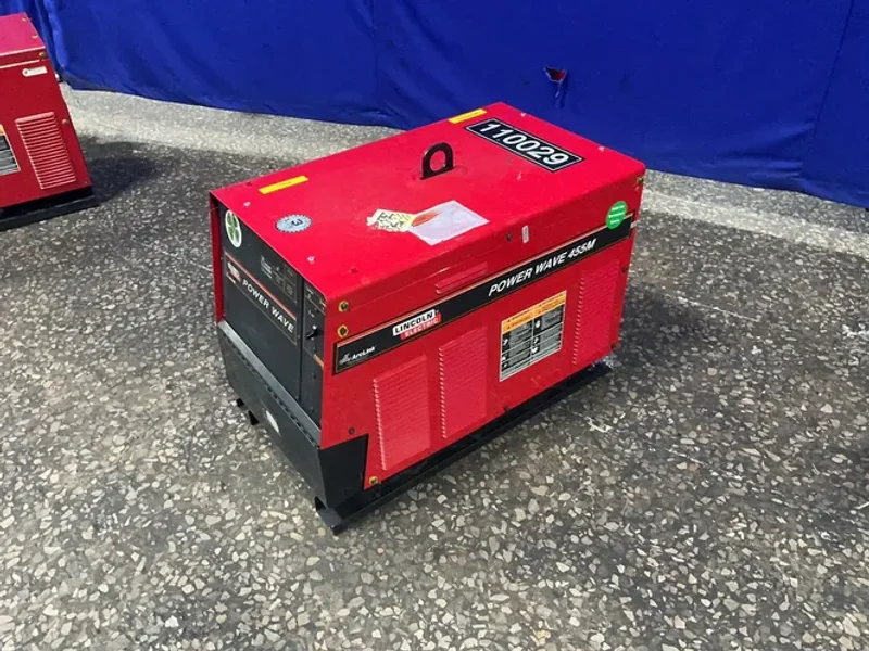 Lincoln Electric  455 Watts  Welder  - Powerwave455m