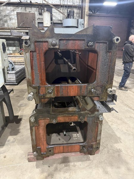 24&quot; SWING x 372&quot; LONG (31&#039; CAPACITY) CINCINNATI CYLINDRICAL GRINDER / POLISHING MACHINE: YOBRO #24067