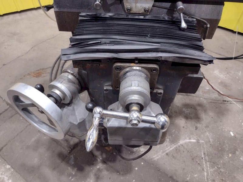 5 HP KENT MODEL #KTM-5VK RAM TYPE  KNEE MILL, 1992: STOCK #19923