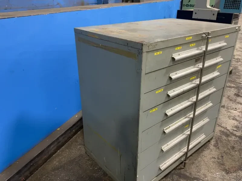 7 DRAWERS TOOL CABINET
