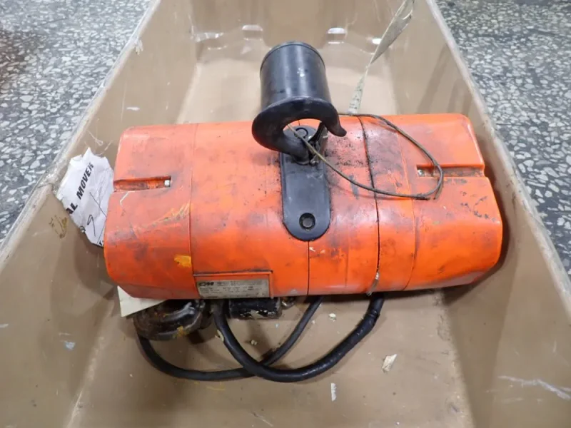 CM 1/2 TON HOIST  -  WF