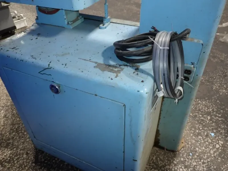 Powermatic 19" Vertical Band Saw - 87