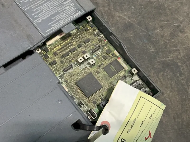 MITSUBISHI ELECTRIC SERVO INVERTER DRIVE  -  FR-A840-00470-1-N6