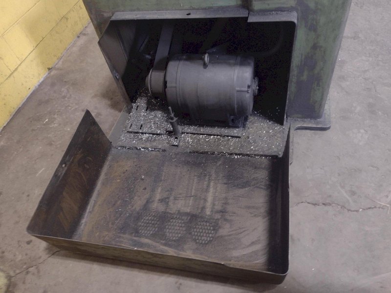 26&quot; DOALL MODEL #26-4 CONTOUR-MATIC VERTICAL HIGH SPEED BAND SAW: STOCK 18313