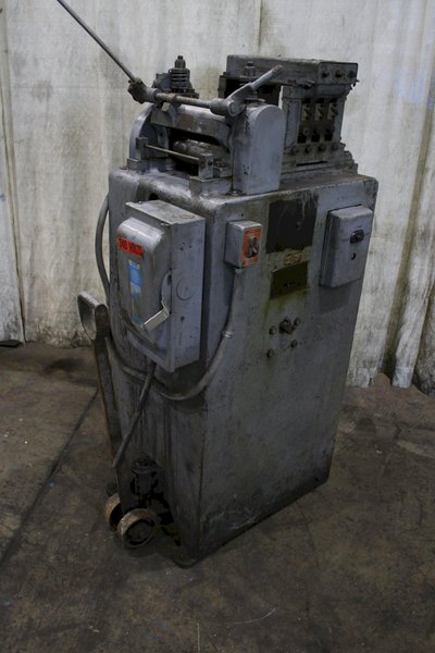 LITTELL STOCK STRAIGHTENER: STOCK #75704