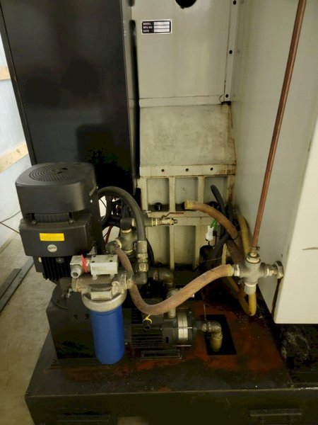 Hurco VMX 30 VMC, 2002 – Through Spindle Coolant, Chip Conveyor, Hurco Ultimax CNC Control