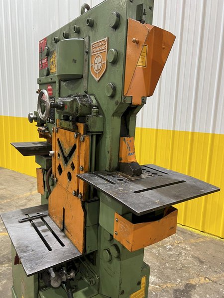 110 TON PEDDINGHAUS PEDDIWORKER MODEL #1050 HYDRAULIC IRONWORKER: STOCK #19922