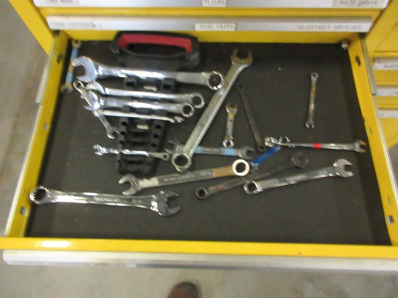 Kennedy 15-Drawer Locking Tool Chest, Portable with Keys and Contents- Auction Item