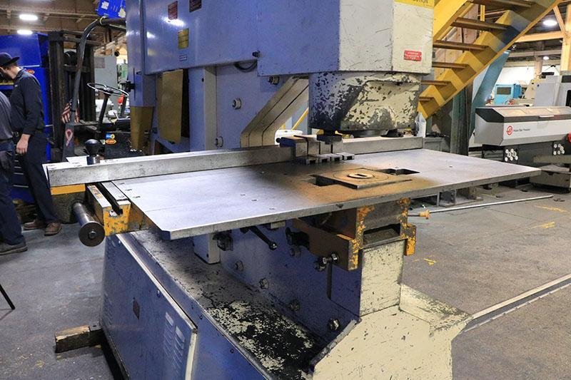 77 TON GEKA DUAL CYLINDER HYDRAULIC IRONWORKER MODEL HYD-70SD